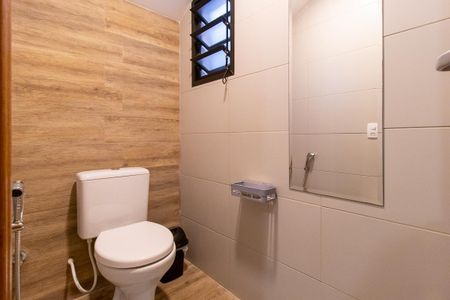Casa à venda com 350m², 4 quartos e 2 vagasLavabo