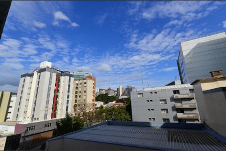 Apartamento para alugar com 110m², 3 quartos e 2 vagasVista
