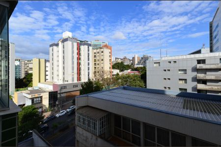Apartamento para alugar com 110m², 3 quartos e 2 vagasVista