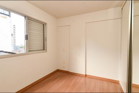 Apartamento para alugar com 110m², 3 quartos e 2 vagasQuarto 2