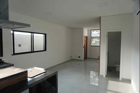 Sala de casa de condomínio à venda com 2 quartos, 131m² em Alphaville, Santana de Parnaíba