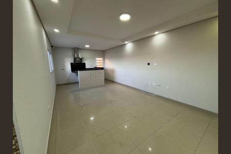 Casa à venda com 570m², 3 quartos e 2 vagas Casa à venda com 570m², 3 quartos e 2 vagasCozinha