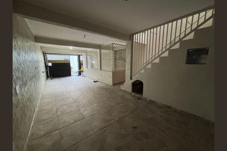 Casa à venda com 570m², 3 quartos e 2 vagas Casa à venda com 570m², 3 quartos e 2 vagasGaragem