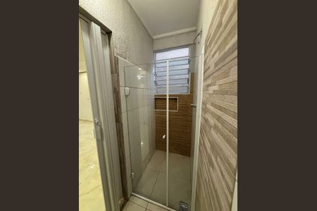 Casa à venda com 570m², 3 quartos e 2 vagas Casa à venda com 570m², 3 quartos e 2 vagasBanheiro