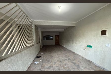 Casa à venda com 570m², 3 quartos e 2 vagas Casa à venda com 570m², 3 quartos e 2 vagasGaragem