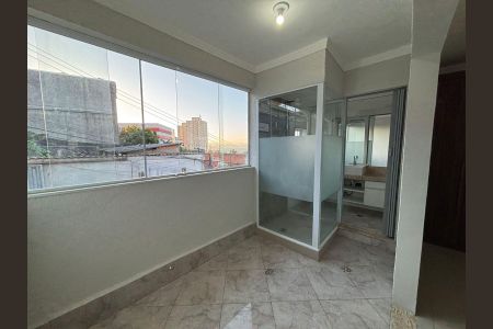 Casa à venda com 570m², 3 quartos e 2 vagas Casa à venda com 570m², 3 quartos e 2 vagasBanheiro suíte