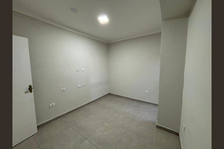 Casa à venda com 570m², 3 quartos e 2 vagas Casa à venda com 570m², 3 quartos e 2 vagasQuarto 2