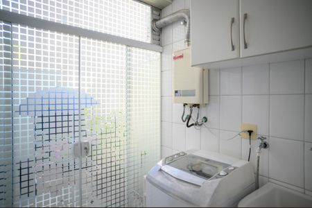 Casa de condomínio à venda com 120m², 3 quartos e 2 vagas Casa de condomínio à venda com 120m², 3 quartos e 2 vagasÁrea de Serviço
