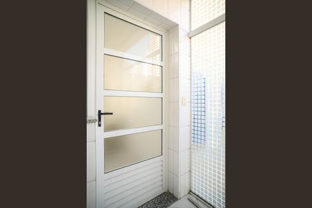 Casa de condomínio à venda com 120m², 3 quartos e 2 vagas Casa de condomínio à venda com 120m², 3 quartos e 2 vagasÁrea de Serviço