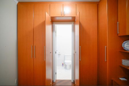 Casa de condomínio à venda com 120m², 3 quartos e 2 vagas Casa de condomínio à venda com 120m², 3 quartos e 2 vagasQuarto 3 - Suite