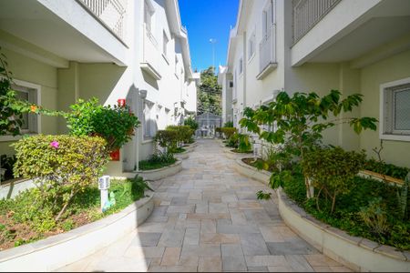 Casa de condomínio à venda com 120m², 3 quartos e 2 vagas Casa de condomínio à venda com 120m², 3 quartos e 2 vagasÁrea comum