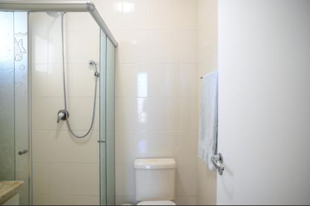 Casa de condomínio à venda com 120m², 3 quartos e 2 vagas Casa de condomínio à venda com 120m², 3 quartos e 2 vagasBanheiro Social