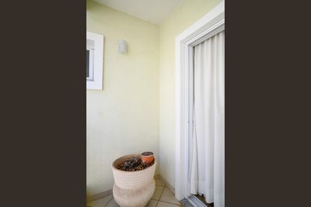 Casa de condomínio à venda com 120m², 3 quartos e 2 vagas Casa de condomínio à venda com 120m², 3 quartos e 2 vagasVaranda Quarto 3 - Suite