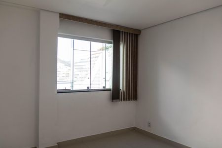 Casa à venda com 200m², 3 quartos e 1 vagaQuarto 1