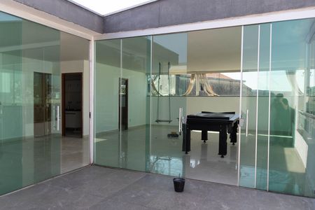 Casa à venda com 200m², 3 quartos e 1 vagaVaranda
