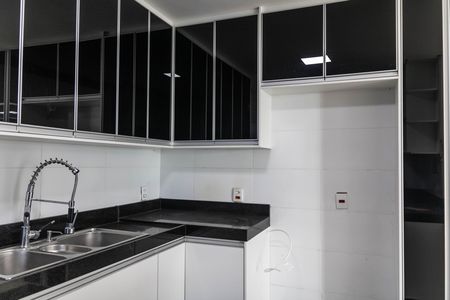 Casa à venda com 200m², 3 quartos e 1 vagaCozinha