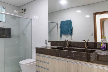 Casa à venda com 200m², 3 quartos e 1 vagaBanheiro Social