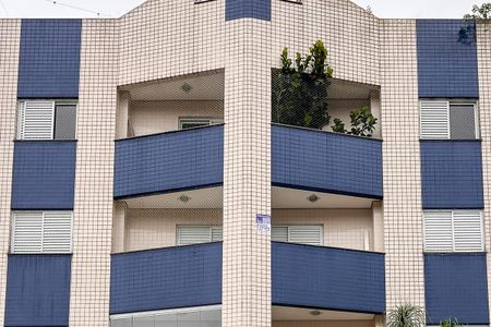 Apartamento para alugar com 95m², 3 quartos e 1 vagaFachada + plaquinha