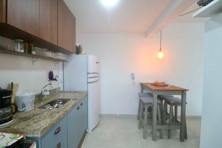 Apartamento para alugar com 61m², 2 quartos e 2 vagas Apartamento para alugar com 61m², 2 quartos e 2 vagasCozinha