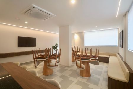 Apartamento para alugar com 61m², 2 quartos e 2 vagas Apartamento para alugar com 61m², 2 quartos e 2 vagasÁrea comum