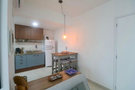 Sala de apartamento para alugar com 2 quartos, 61m² em Vila Alzira, Guarujá