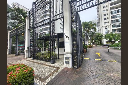 Apartamento para alugar com 89m², 3 quartos e 1 vaga