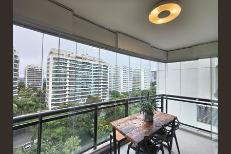 Apartamento para alugar com 89m², 3 quartos e 1 vaga