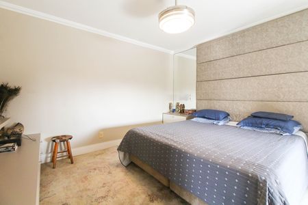 Apartamento para alugar com 155m², 4 quartos e 2 vagas Apartamento para alugar com 155m², 4 quartos e 2 vagasSuíte