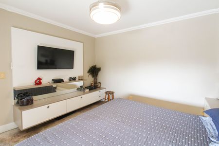 Apartamento para alugar com 155m², 4 quartos e 2 vagas Apartamento para alugar com 155m², 4 quartos e 2 vagasSuíte