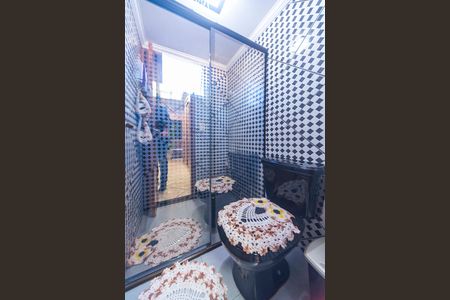 Apartamento à venda com 55m², 2 quartos e 1 vaga Apartamento à venda com 55m², 2 quartos e 1 vagaBanheiro
