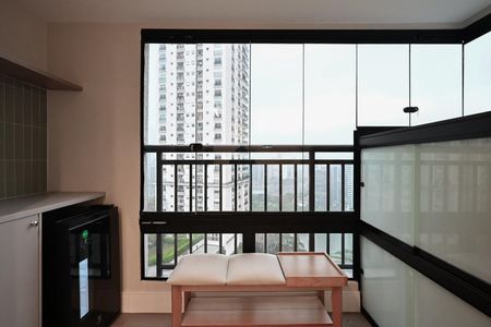 Apartamento para alugar com 40m², 2 quartos e 1 vagaVaranda