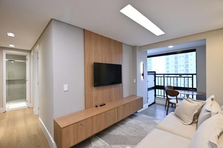 Sala de apartamento para alugar com 2 quartos, 40m² em Cidade Jardim, São Paulo
