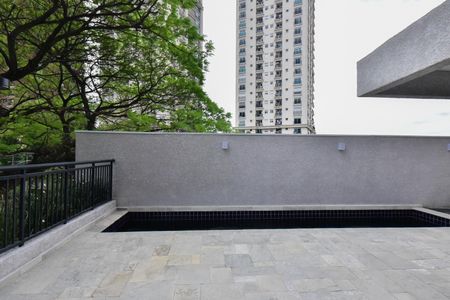 Apartamento para alugar com 40m², 1 quarto e 1 vagaPiscina