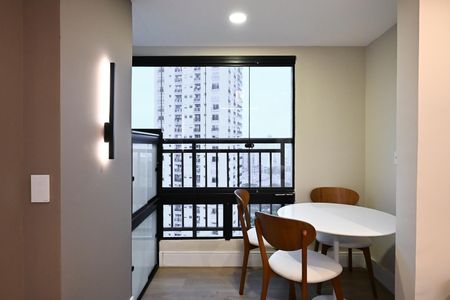 Varanda de apartamento para alugar com 1 quarto, 40m² em Cidade Jardim, São Paulo