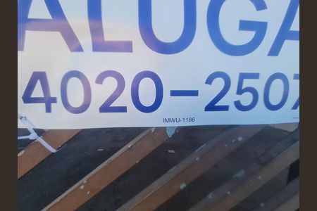 Casa para alugar com 120m², 2 quartos e 3 vagas Casa para alugar com 120m², 2 quartos e 3 vagasFachada com placa QuintoAndar