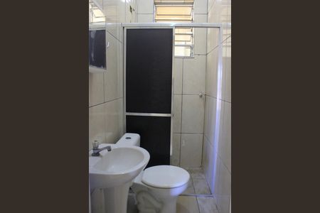 Banheiro de casa para alugar com 2 quartos, 120m² em Parque Primavera, Guarulhos