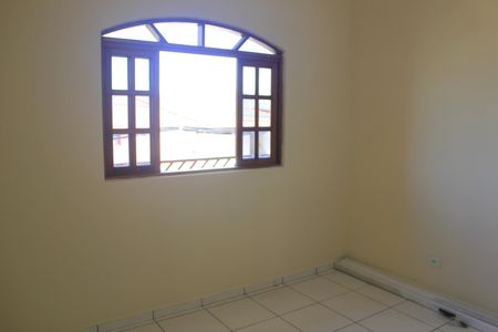 Casa para alugar com 120m², 2 quartos e 3 vagasQuarto 1