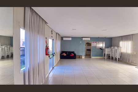 Apartamento para alugar com 43m², 2 quartos e sem vaga Apartamento para alugar com 43m², 2 quartos e sem vagaÁrea comum - Salão de festas