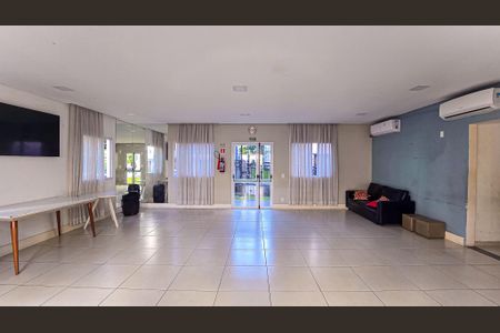 Apartamento para alugar com 43m², 2 quartos e sem vaga Apartamento para alugar com 43m², 2 quartos e sem vagaÁrea comum - Salão de festas