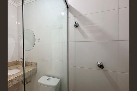 Apartamento para alugar com 60m², 2 quartos e sem vagaBanheiro