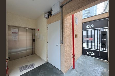 Apartamento para alugar com 60m², 2 quartos e sem vagaHall