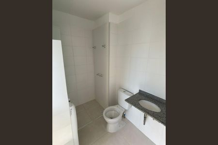 Banheiro de apartamento à venda com 2 quartos, 55m² em Recreio dos Bandeirantes, Rio de Janeiro