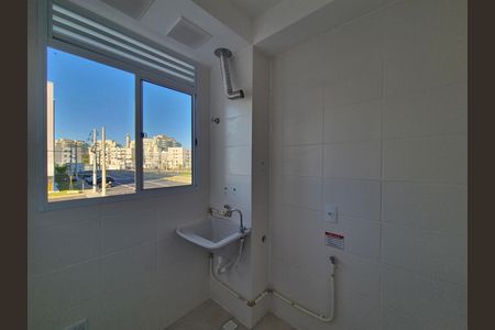 Área de serviço de apartamento para alugar com 2 quartos, 55m² em Recreio dos Bandeirantes, Rio de Janeiro