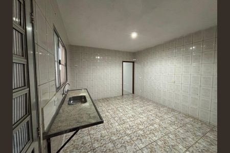 Cozinha de casa para alugar com 2 quartos, 80m² em Vila Engenho Novo, Barueri