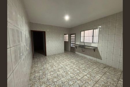 Casa para alugar com 80m², 2 quartos e sem vaga Casa para alugar com 80m², 2 quartos e sem vagaCozinha