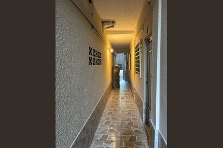 Casa para alugar com 80m², 2 quartos e sem vaga Casa para alugar com 80m², 2 quartos e sem vagaCorredor