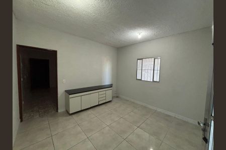 Sala de casa para alugar com 2 quartos, 80m² em Vila Engenho Novo, Barueri