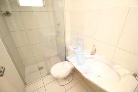 Banheiro de apartamento à venda com 2 quartos, 51m² em Padre Eustáquio, Belo Horizonte