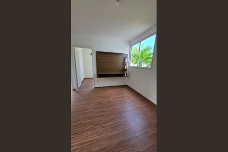 Apartamento à venda com 43m², 2 quartos e 1 vaga Apartamento à venda com 43m², 2 quartos e 1 vagaSala
