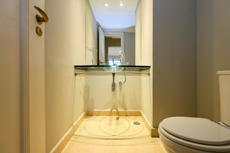 Apartamento para alugar com 374m², 4 quartos e 5 vagasLavabo